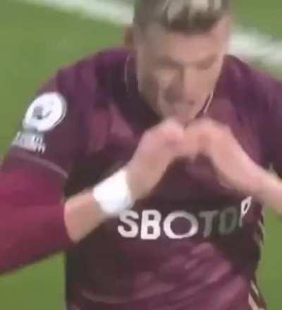 Alioski wonder goal vs Burnley