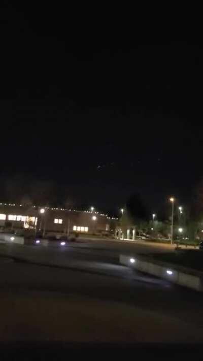 Woah, fellow Washingtonians! What is this in the sky? Meteor showers?