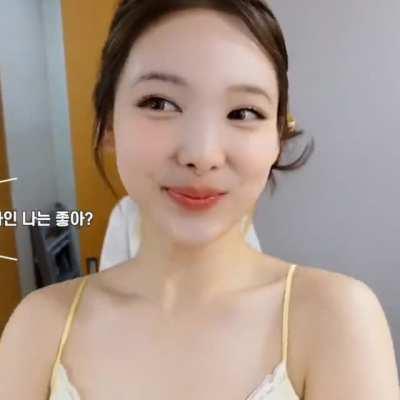 Twice - Nayeon