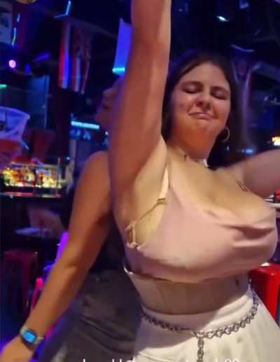 Bouncing busty boobies 