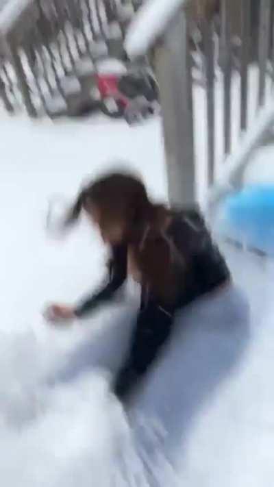 HMC while I play in the snow