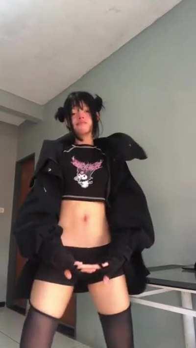 Best midriff on tiktok