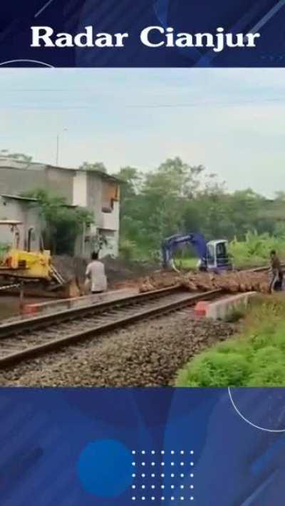 Puluhan Nyawa Hilang Tertabrak Kereta