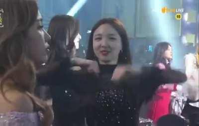 Nayeon's cute dance