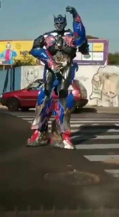 This new Transformers movie looks sick