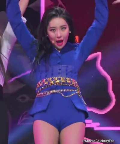 Sunmi in her best avatar + Cameltoe