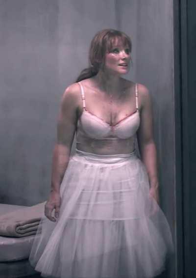 Bryce Dallas Howard - Black Mirror (2011)