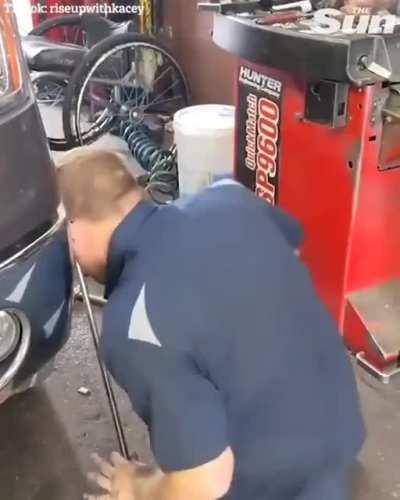 Mechanic uses social media to inspire people as he overcomes his disability..