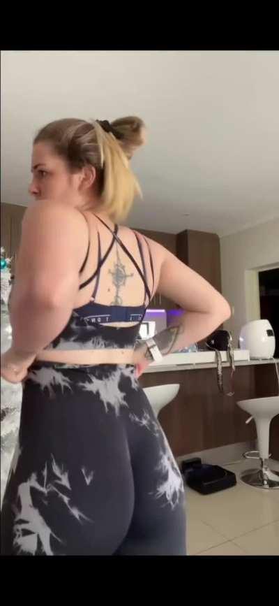 Ass from TikTok (video) 