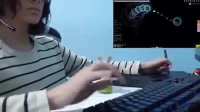 This girls gaming skill