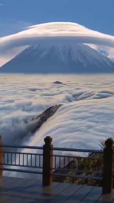 🔥 This is Mount Fuji, Japan 🔥