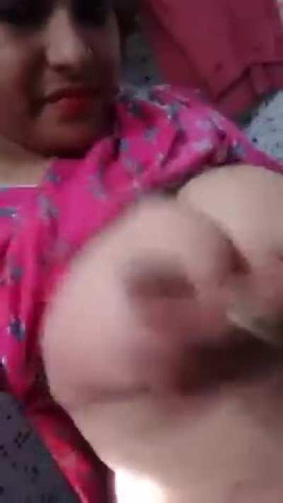 🔥🥰Chubby desi babe showing her huge tits and pussy [must watch] [link in comment]💦🔞