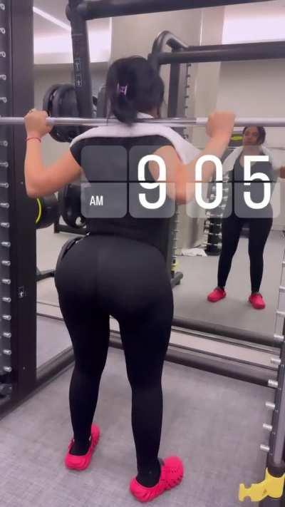 Big fat ass at the gym