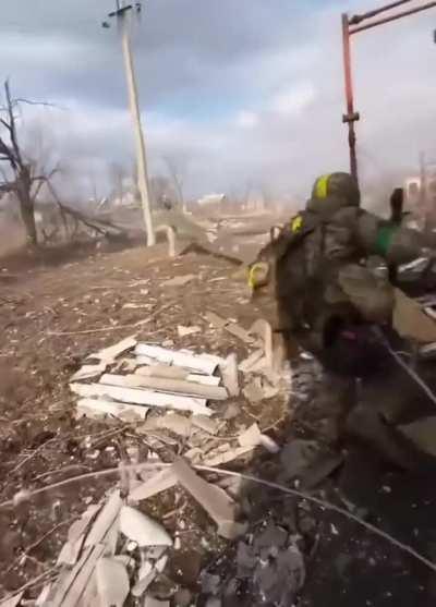 Ukrainian forces advancing through bakhmut march 2023