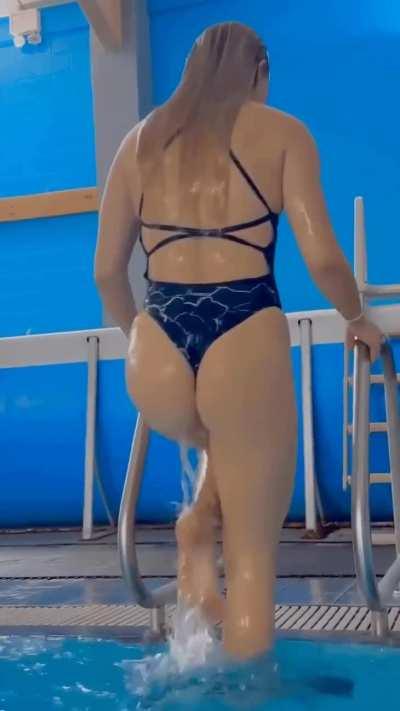 Phoebe Harris - New Zealand swimmer