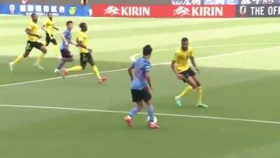 Japan’s Takefusa Kubo threads the needle and nutmegs 4 players for the goal