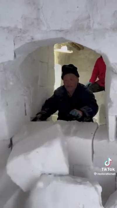 Next generation’s igloo at the best level