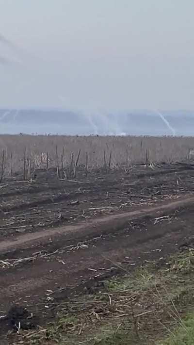 A pair of Ukrainian Mi-24 Hinds firing Mighty Mouse rockets. No music added, original audio. 