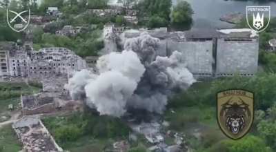 Ukrainian aviation dropped precision bombs on a Russian infantry position in the village of Tyotkine, Kursk Region. - observed by the Ukrainian &quot;Pentagon&quot; unit of the 225th separate assault regiment. June 2025 [Publ.10.06.2025]