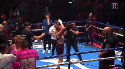 Boxer flashes the crowd on live tv after first win