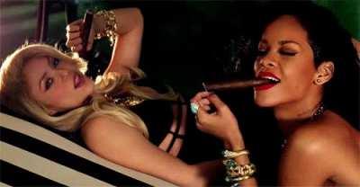 
Could only imagine how many balls Shakira and Rihanna dropped with this clip...