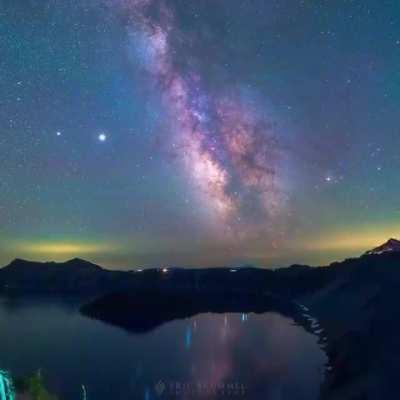 This beautiful time-lapse with the Milky Way stabilized is a reminder that the Earth is spinning through space. Captured at Crater Lake, Oregon by photographer Eric Brummel