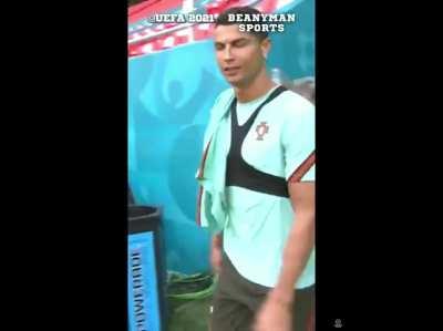 Cristiano Ronaldo annoyed with cameraman