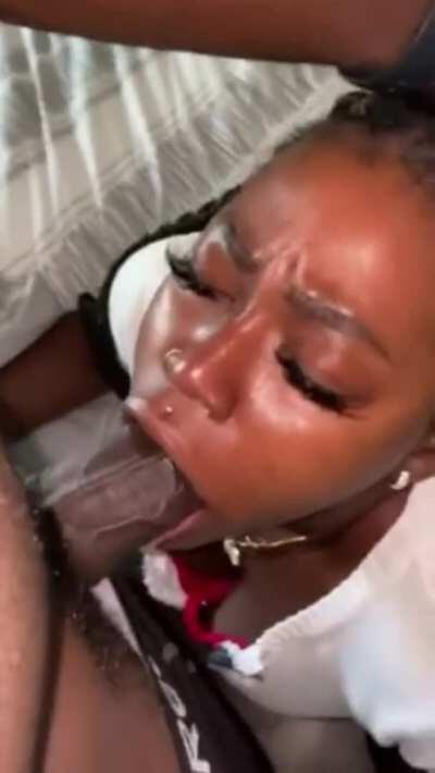 ebony teen choking on the dick