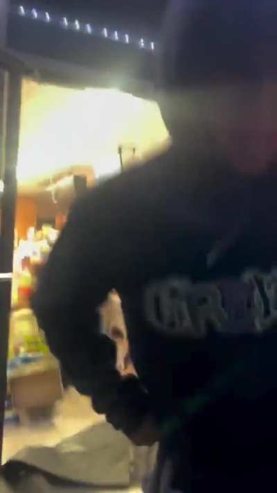 Video shows mob ransack California 7-Eleven while clerks desperately try to defend store