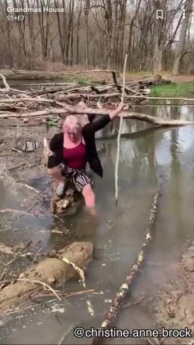 HMC while I try to cross a stream