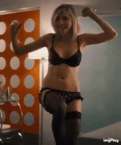 Sarah Chalke