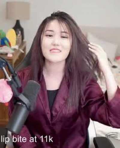 Another kimi sexy lipbite