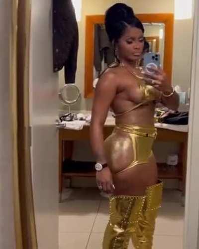 The rapper Joseline Hernandez has a thick veiny dick and some heavy hanging balls.