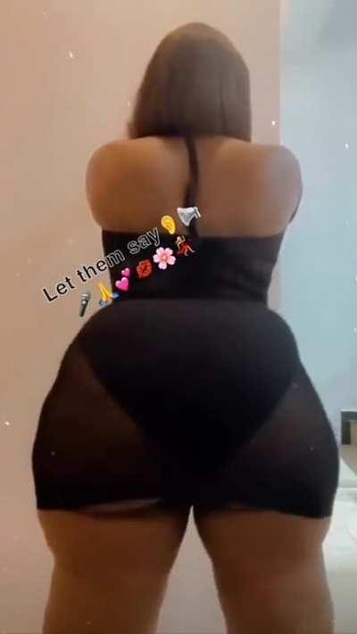 🍑👀