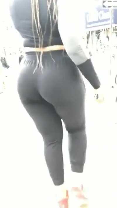 Ghetto White Booty Meandering 