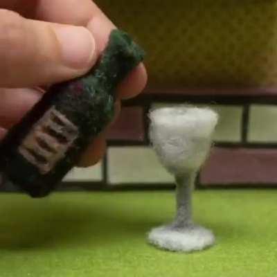 Pizza stop motion using wool