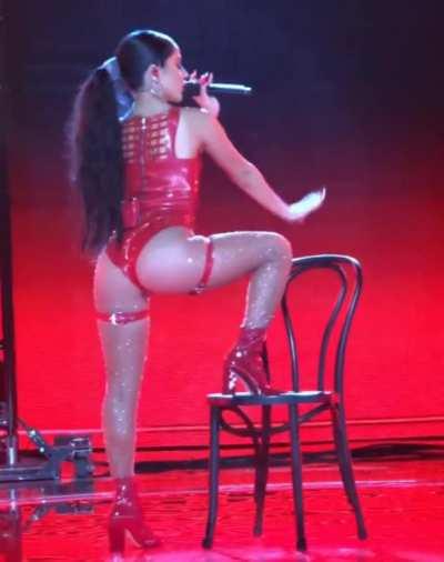 Performing &quot;Mala Santa&quot; Latin AMA's 2019