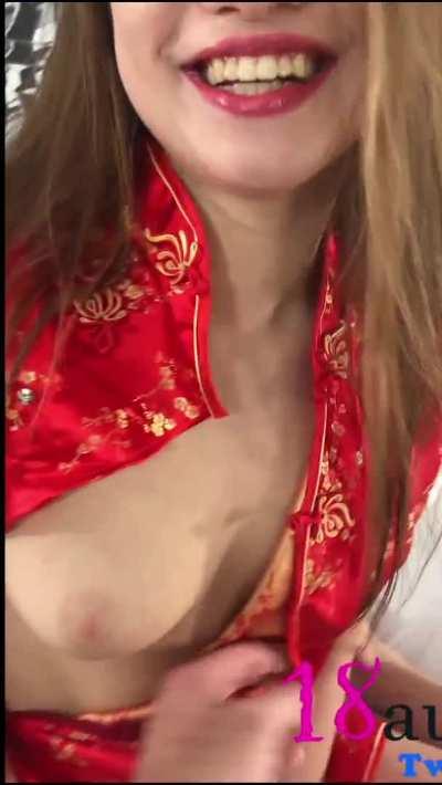 Sexy 18 Yr Old Chinese Reveal