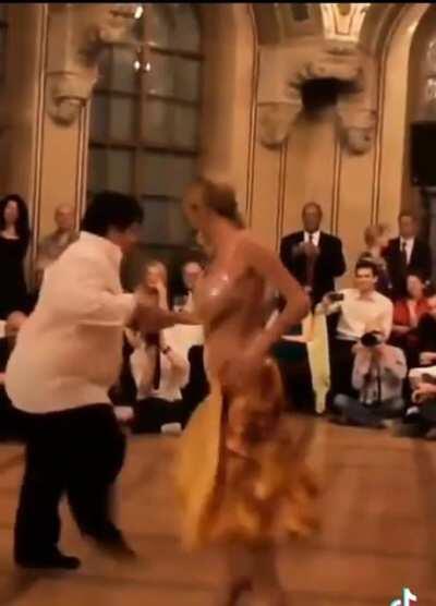 Hot Tango moves