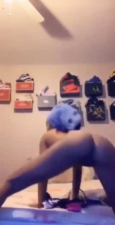 🔥 Pyt😍😍 : streetsiswatchin2 [REDD.TUBE]