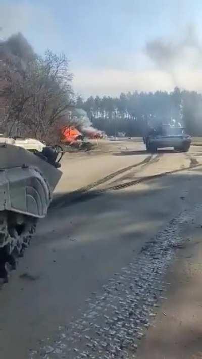 Footage from the immediate aftermath of an ambush on Russian armor near Ivankov. Several vehicles destroyed.