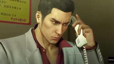 Kiryu Kazuma gets a call