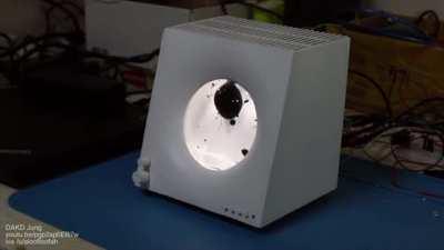 Ferromagnetic cell speaker