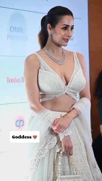 Malaika Arora Goddess Look in White Dress 🤍🔥