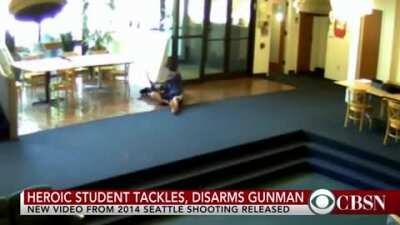 Jon Meis, a student at Seattle Pacific University, disarming a school-shooter as he reloaded his double barrel shotgun.