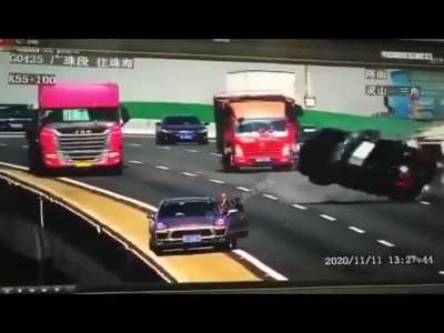 Tire blow out leads to insane accident