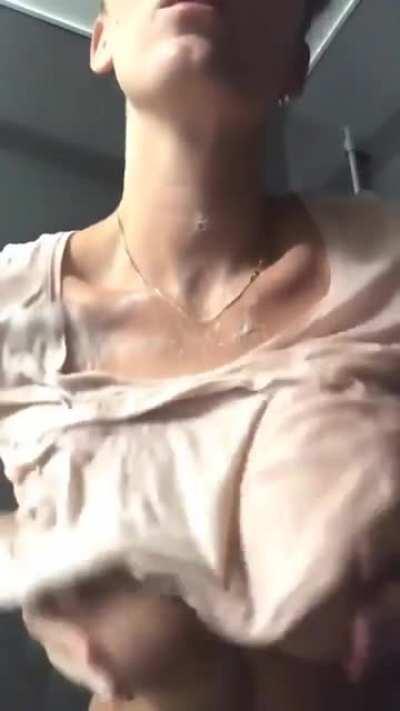 Wet shirt (3)