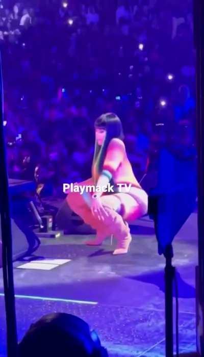 BBW Nicki