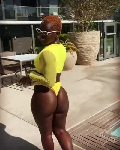 Nothing Sexier than a Dark Skin Woman’s ass