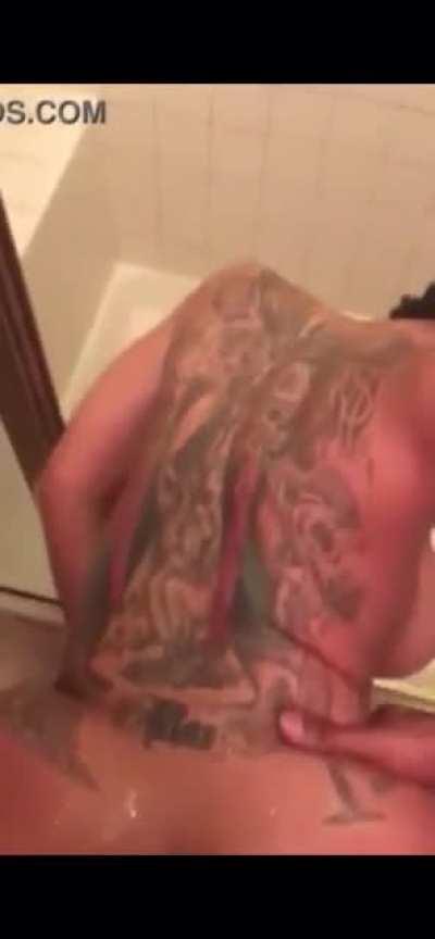 Ebony baddie Bunz4ever in the shower going crazy!!